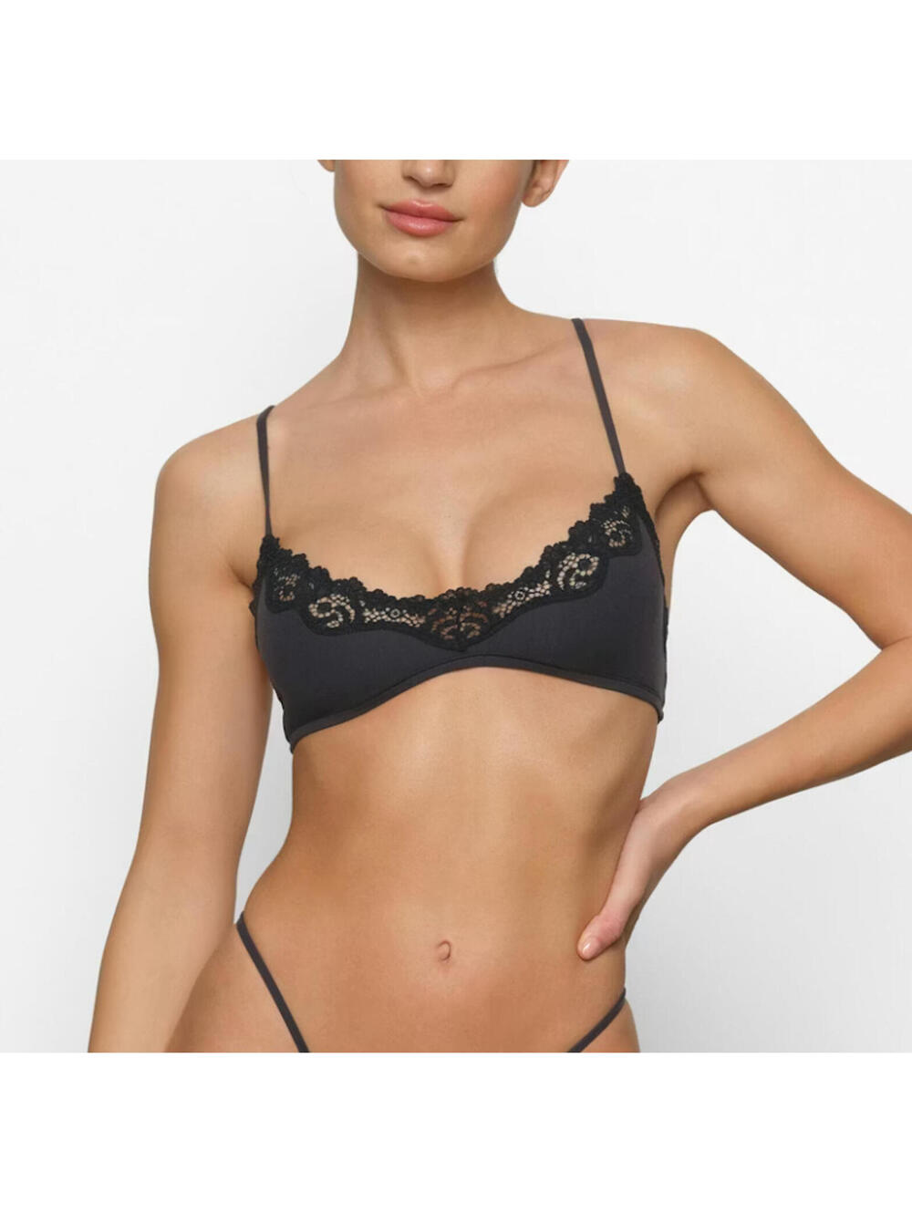 Skims Fits Everybody Lace Scoop Bralette Color ONYX Size XXS